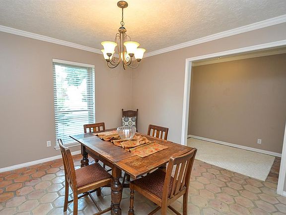 5th image of 1315 Crossfield Dr