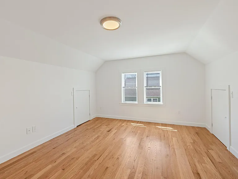 216 Broadway #2 — Photo 18