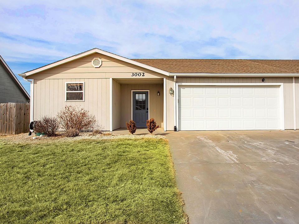 1st image of 3002 Brookville Dr