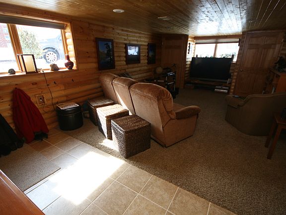 3rd image of 253 Pinehurst Dr