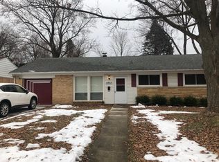 4203 Ostrander Rd, Rockford, IL 61107