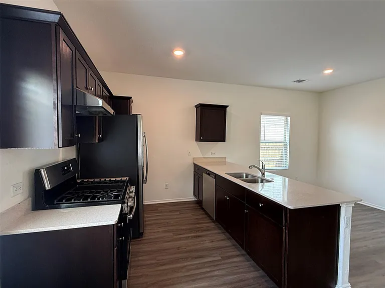 112 Crownover Cv — Photo 6