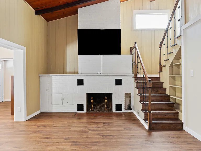 1524 SW 37th Ave — Photo 13