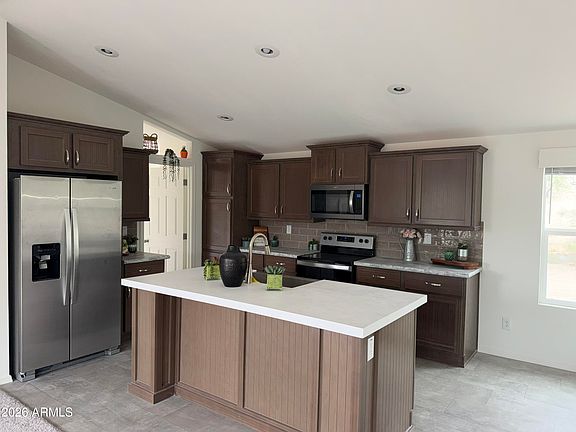 3rd image of 145 W Four Peaks Road