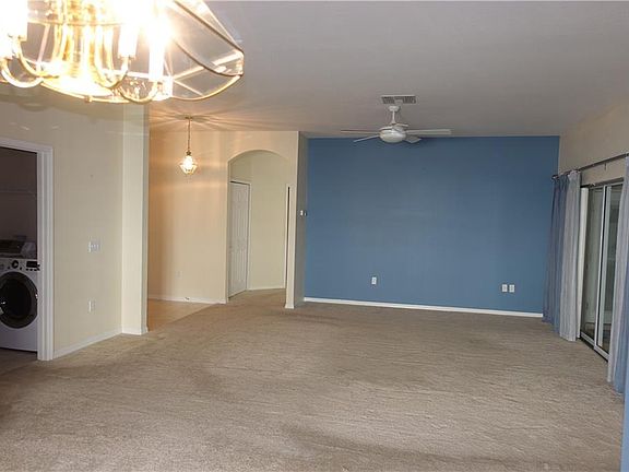 5th image of 106 Knoll Wood Dr