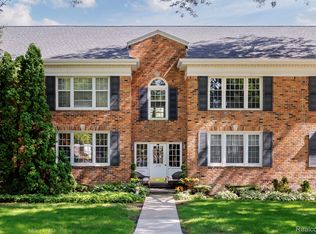 150 Billingsgate Ct APT D, Bloomfield Hills, MI 48301