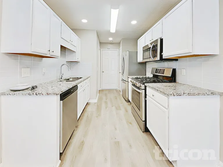 6125 Smoke Ridge Ln — Photo 7