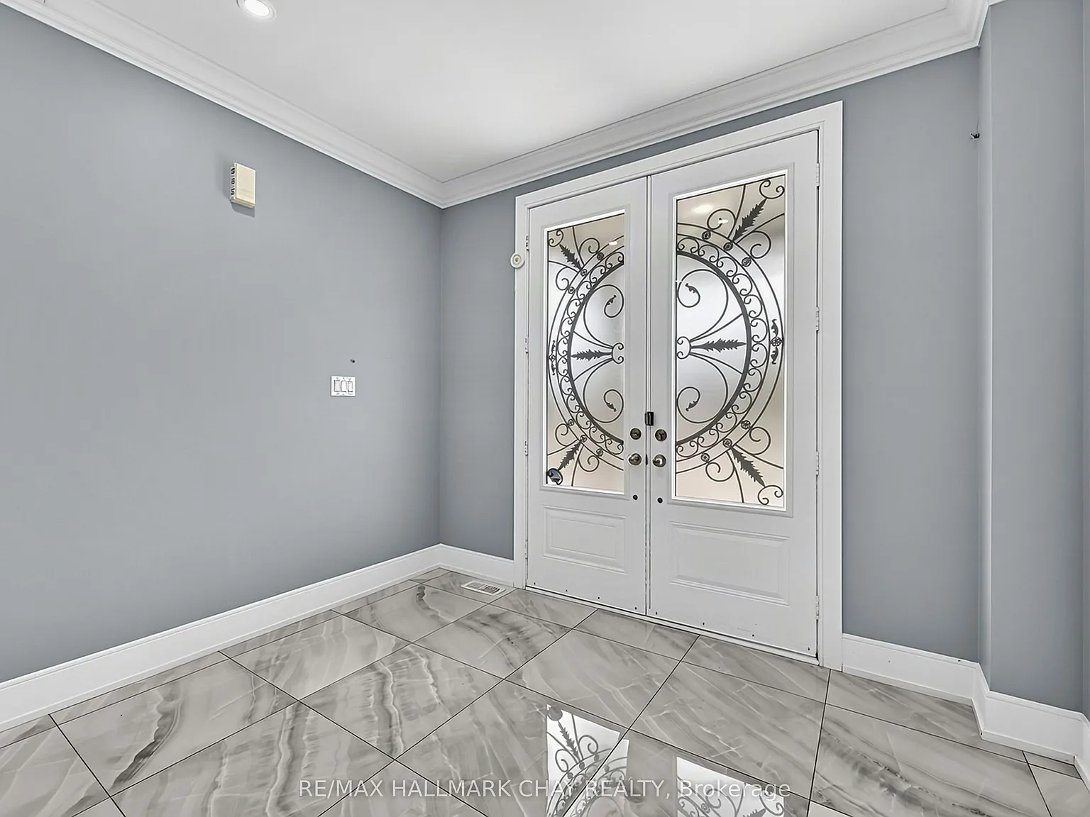 3 bed, $2,800 — Photo 3
