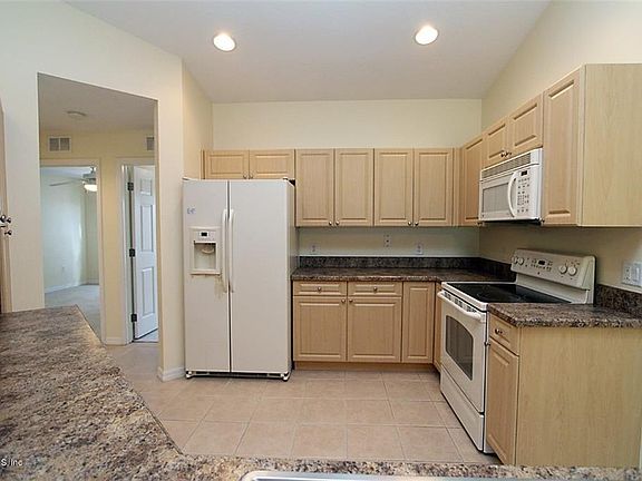 4th image of 5270 Bowline Ct