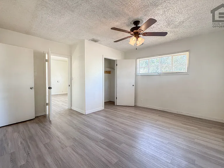 903 W Pierson St — Photo 18