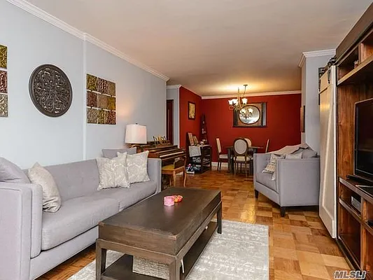 Sold by Daniel Gale Sotheby's International Realty | media 2