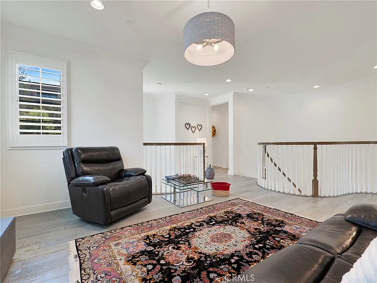 11911 Ancona Way — Photo 32