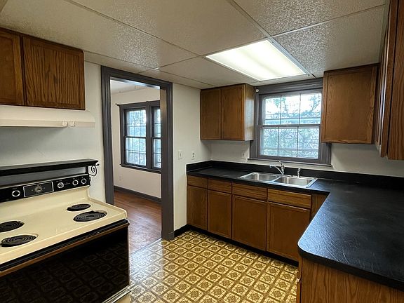3rd image of 675 Eastmoor Blvd Unit 2