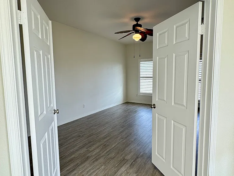 1331 Bayside Cir — Photo 64
