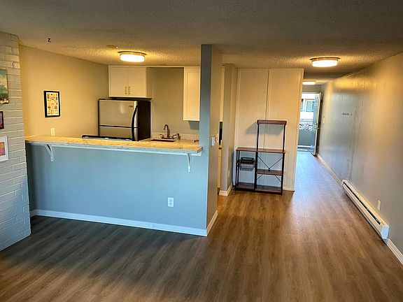 3rd image of 901 5th Ave N APT 102