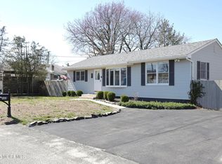 444 Mermaid Ave, Beachwood, NJ 08722