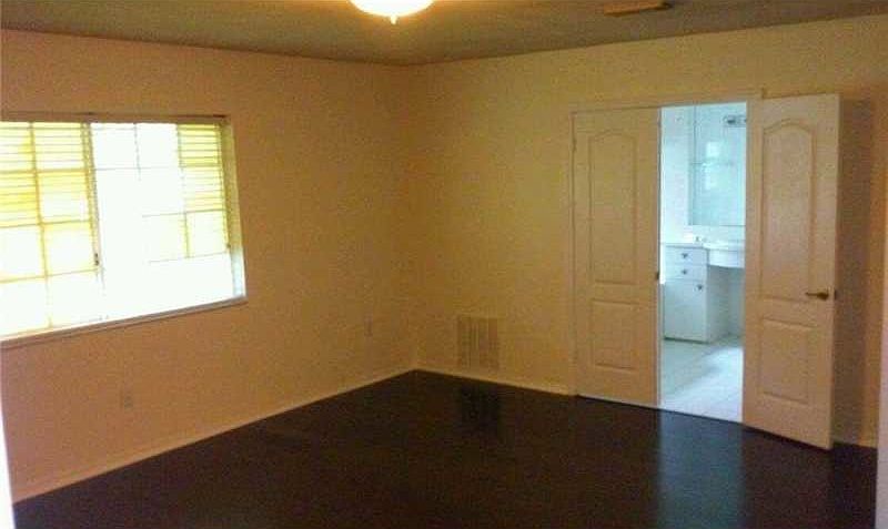 2nd image of 10203 SW 161st Pl