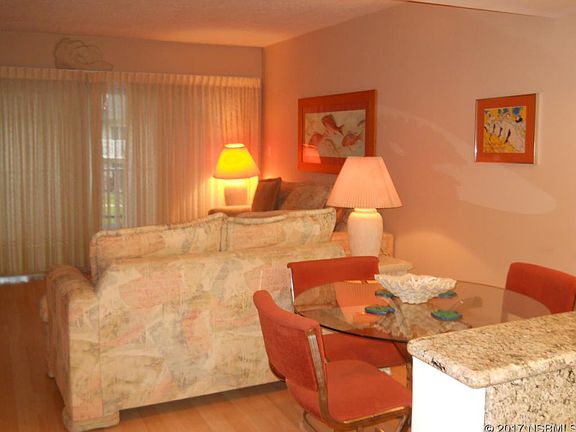 5th image of 4831 Saxon Dr #2280
