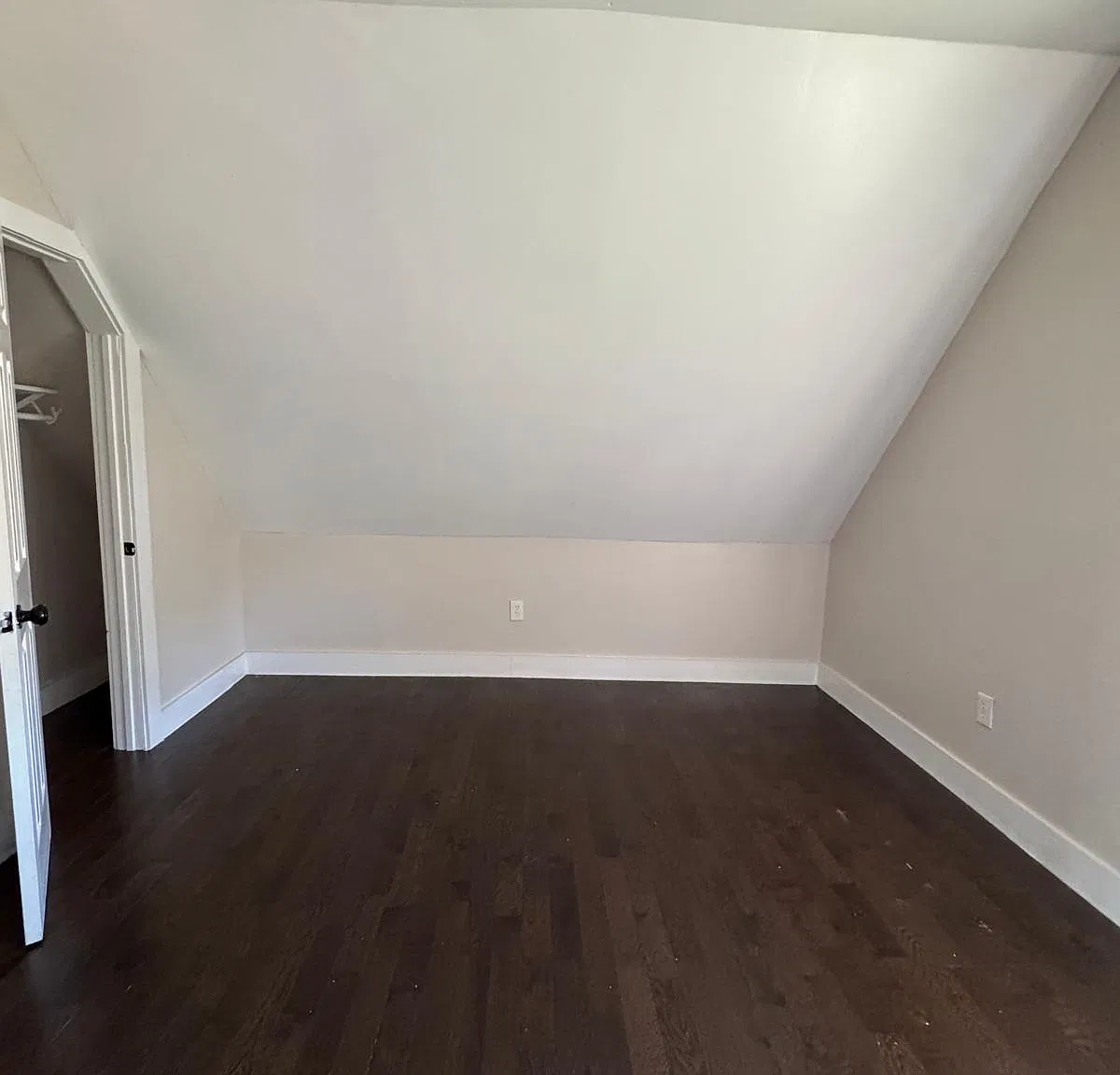 3 bed, $2,200 — Photo 2