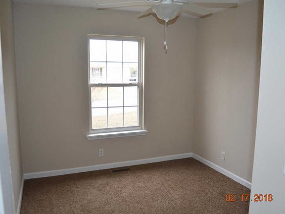 3rd image of 260 Golden Pond Ave