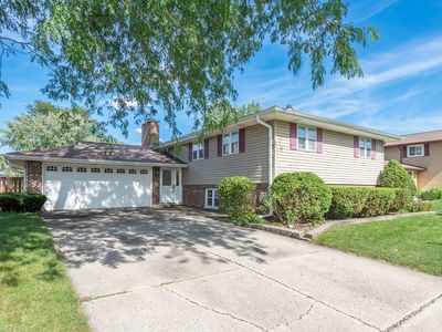1068 Oakwood Ct, Schaumburg, IL, 60193