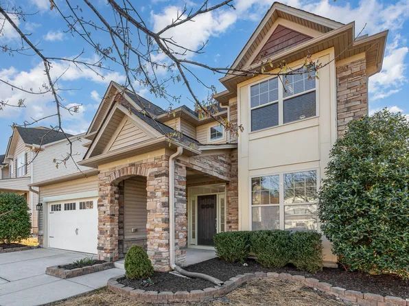 3910 Wedonia Dr, Cary, NC 27519