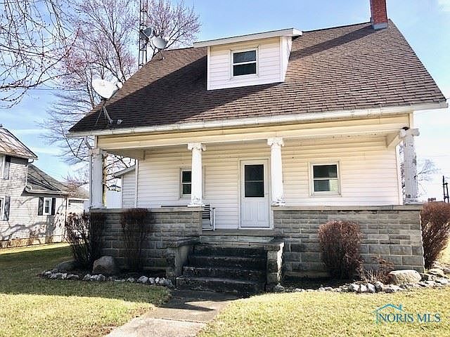1st image of 205 East St
