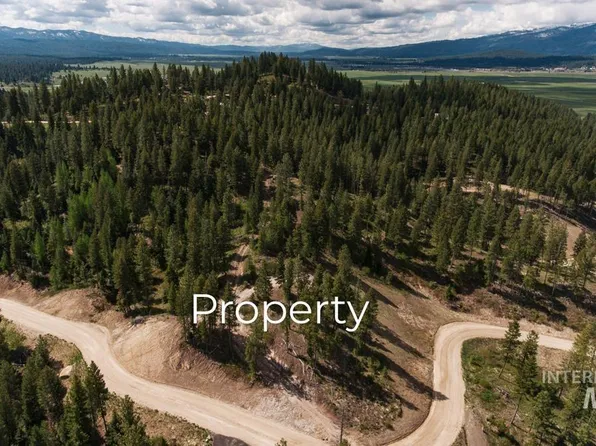 38 San Ignacio Way, Cascade, ID 83611