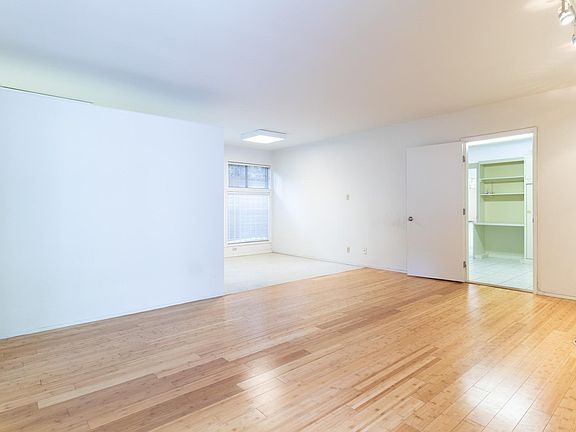 3rd image of 2352 Duane St APT 3