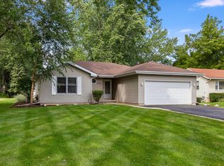 698 Karen Dr, Somonauk, IL 60552