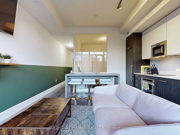 330 Richmond St W #209 — Photo 9