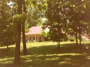 2213 Scenic View Dr, Manchester, MD 21102