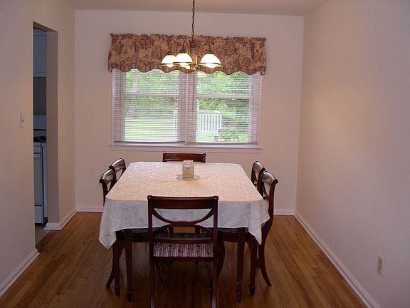 Dining rm: great view of yard