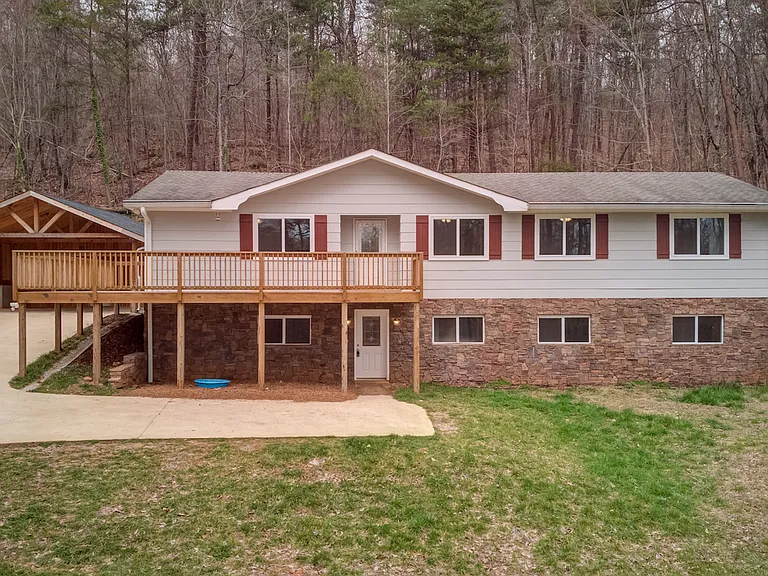 9921 Standifer Gap Rd — Photo 1