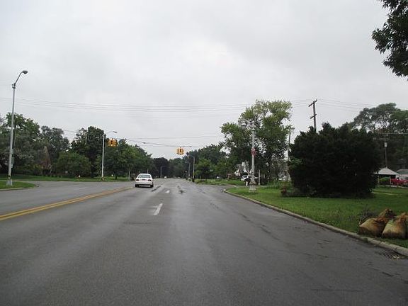 4th image of 9983 W Outer Dr