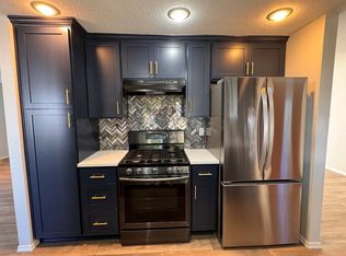 349 SE 7th Ave, Canby, OR 97013