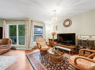 14850 100th Ave #20, Surrey, BC V3R 9M4