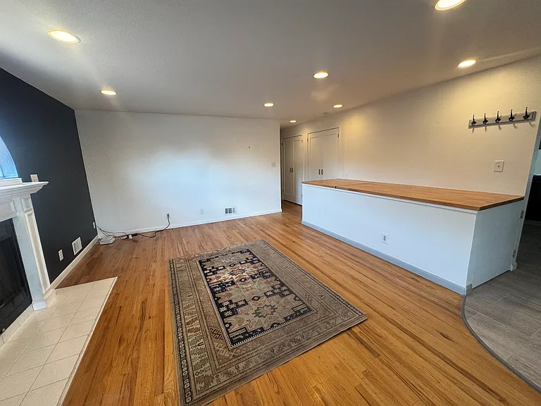 1840 W Center Ave — Photo 14