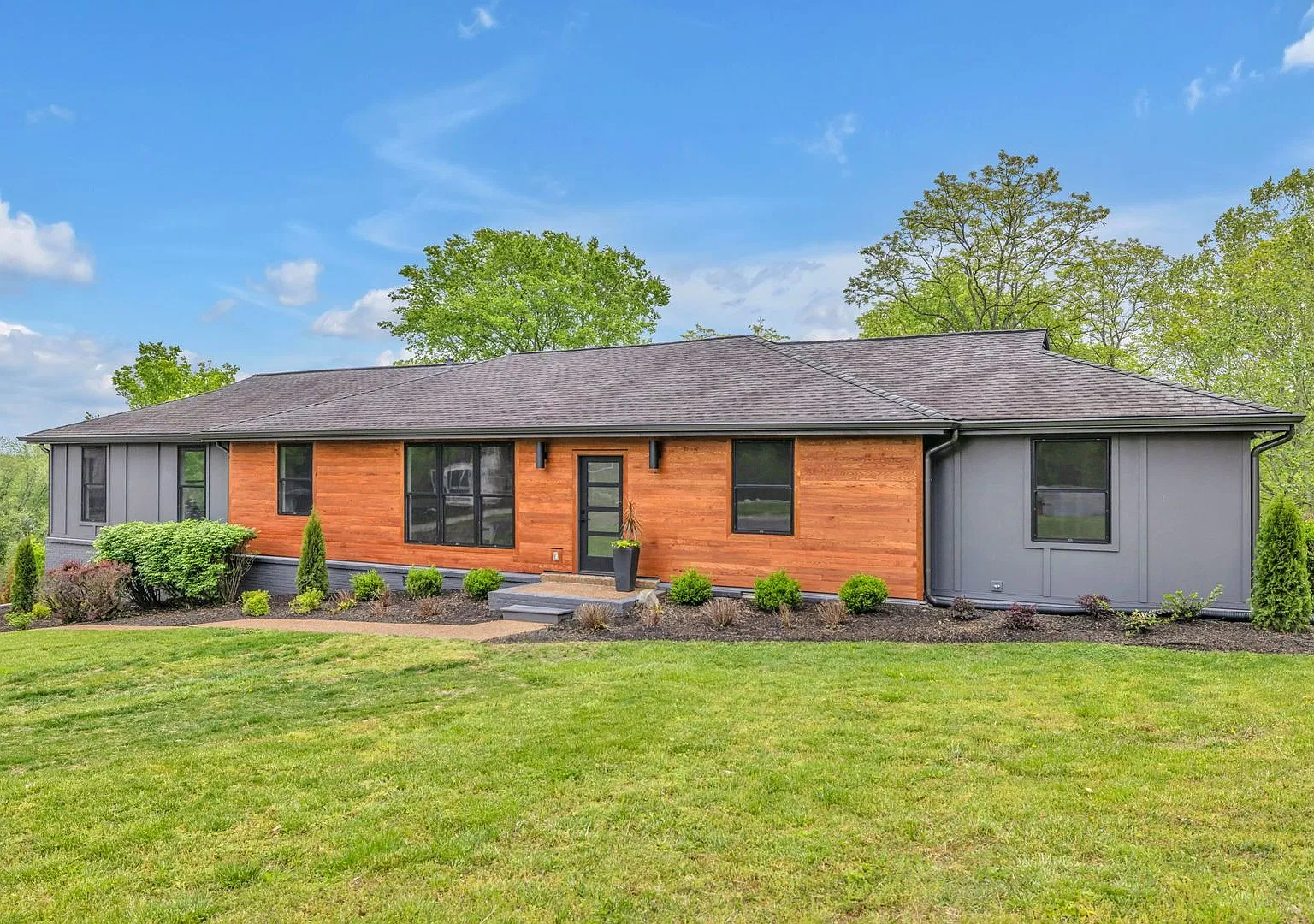 **Totally Renovated Contemporary Home in Williamson County Brentwood** — Photo 1