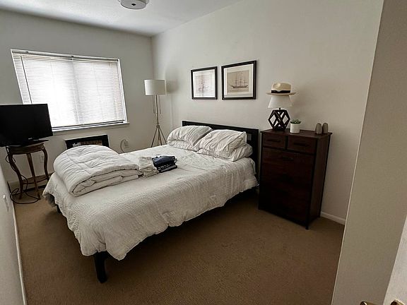 5th image of 10 E 118th St #212