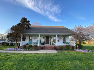 1329 Redwood Ln, Metropolis, IL 62960