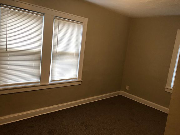 5th image of 6839 Myrtle Ave