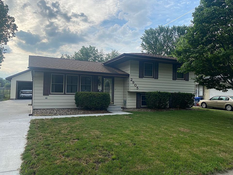 Remodeled 3 level split