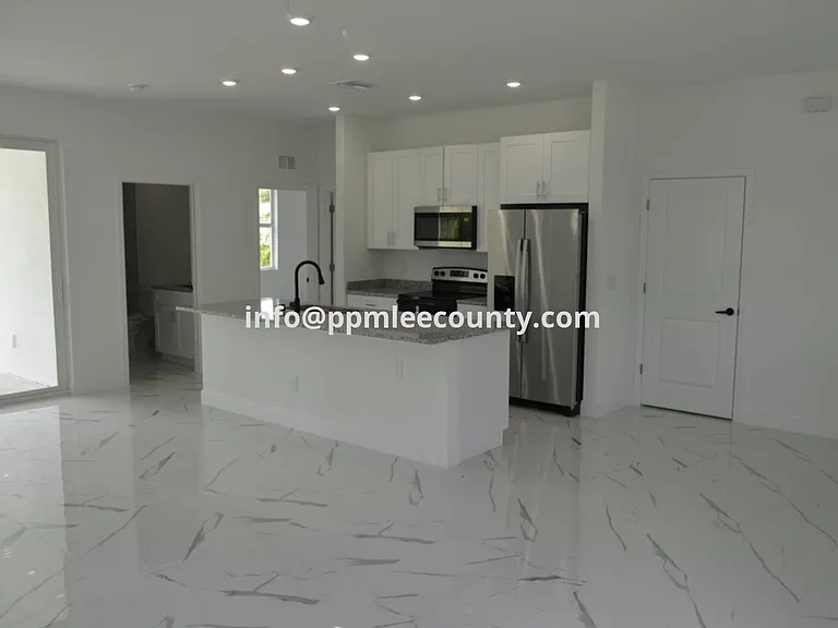 2611 Carol Pl — Photo 5