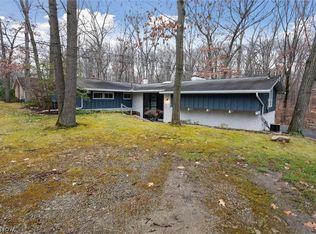 19482 Albion Rd, Strongsville, OH 44149