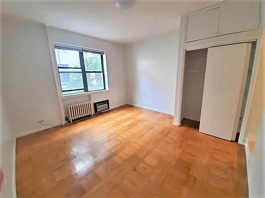 Rented by GPS Realty NYC | media 19