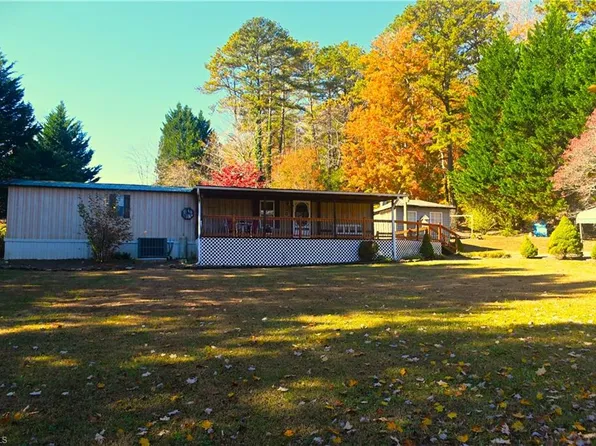 11491 Sparta Rd, Mc Grady, NC 28649