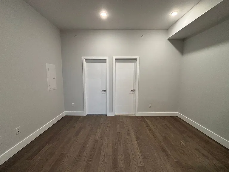 2443 N Marshall St #C3 — Photo 3
