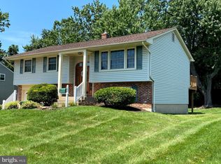 42 Champlain Rd, Marlton, NJ 08053