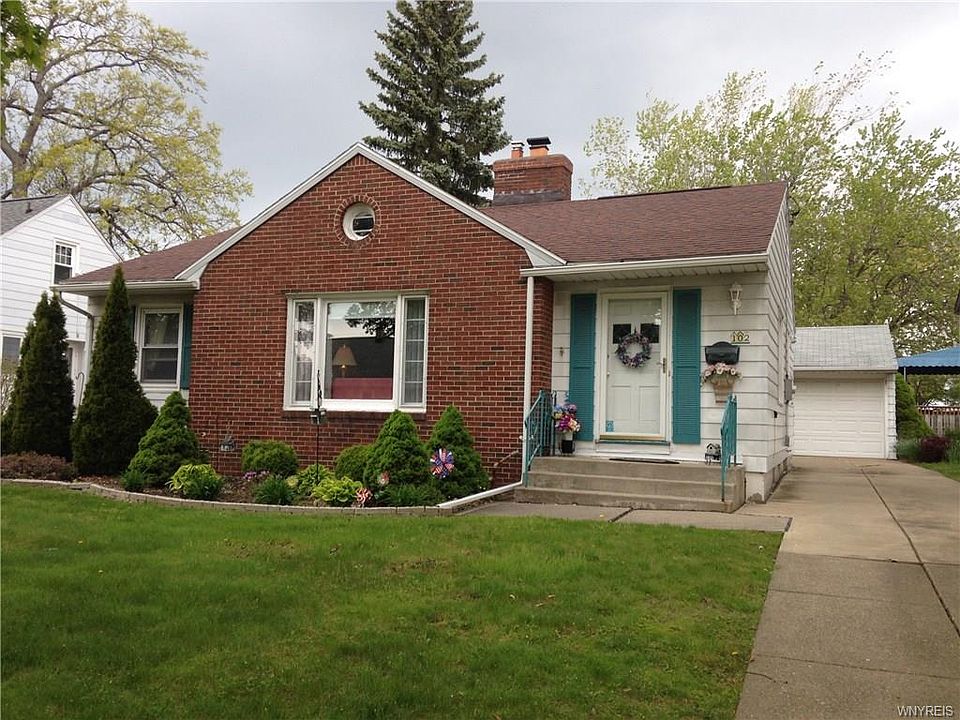1st image of 102 Gardenwood Ln